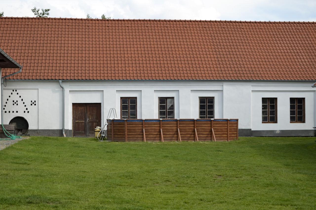 Appartamento Blazkuv Statek Malsice Esterno foto