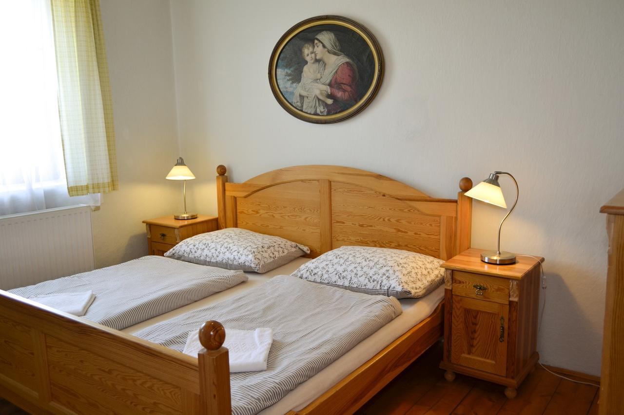 Appartamento Blazkuv Statek Malsice Esterno foto