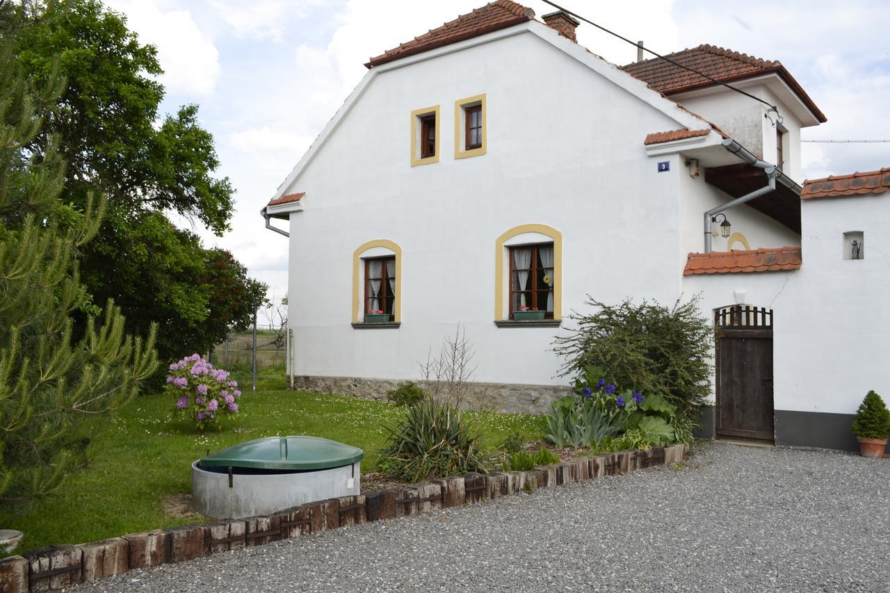 Appartamento Blazkuv Statek Malsice Esterno foto