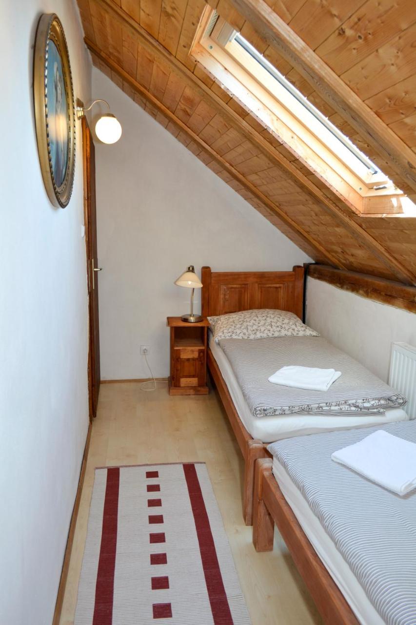 Appartamento Blazkuv Statek Malsice Esterno foto